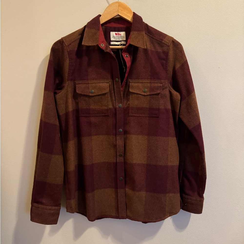 NWOT FJALL RAVEN SHIRT JACKET